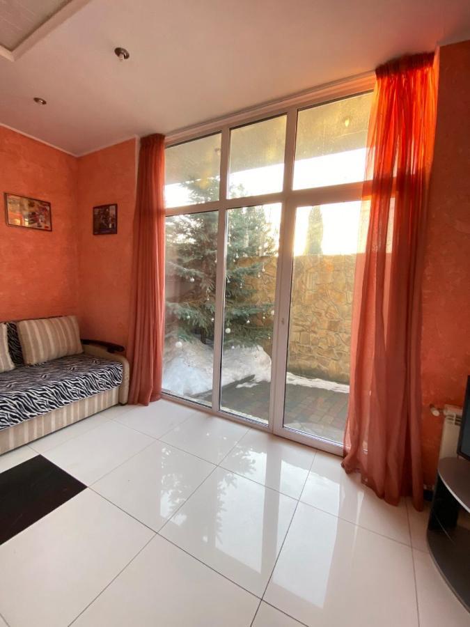 Petropavlovskaya BorshchagovkaТownhouse 84别墅 外观 照片
