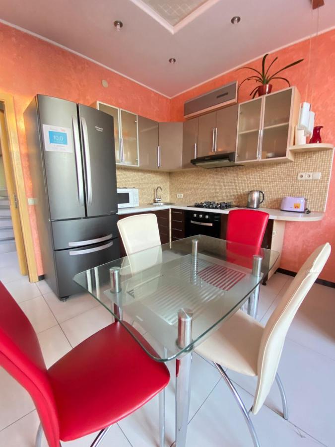 Petropavlovskaya BorshchagovkaТownhouse 84别墅 外观 照片