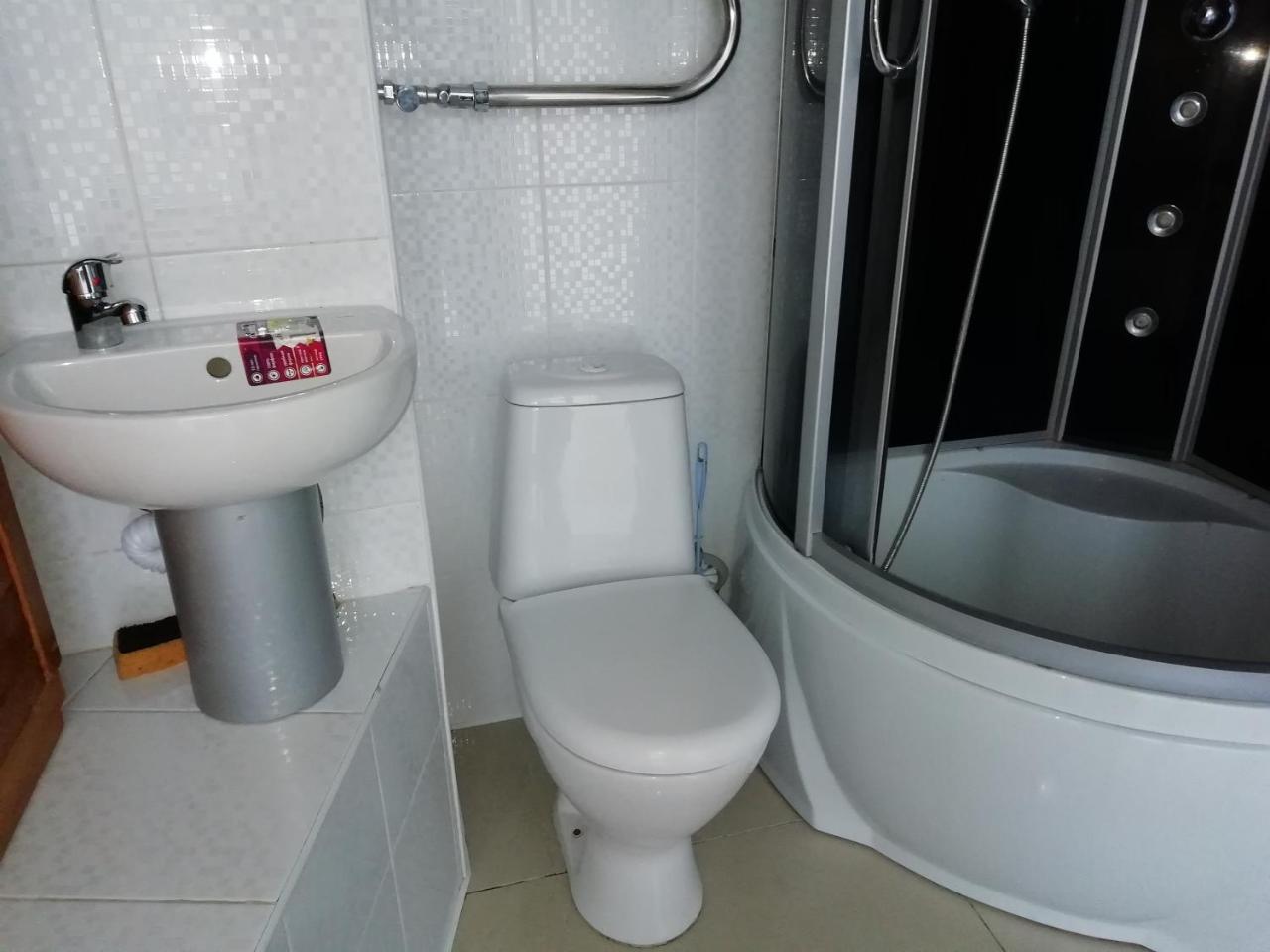 Petropavlovskaya BorshchagovkaТownhouse 84别墅 外观 照片